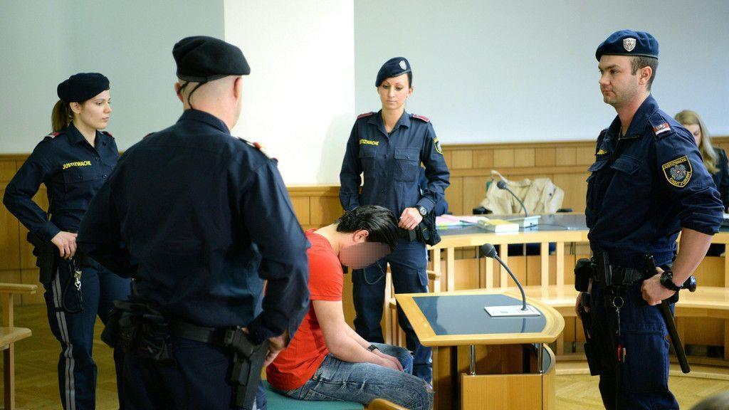 Zehnjähriger in Hallenbad vergewaltigt: Prozess in Wien