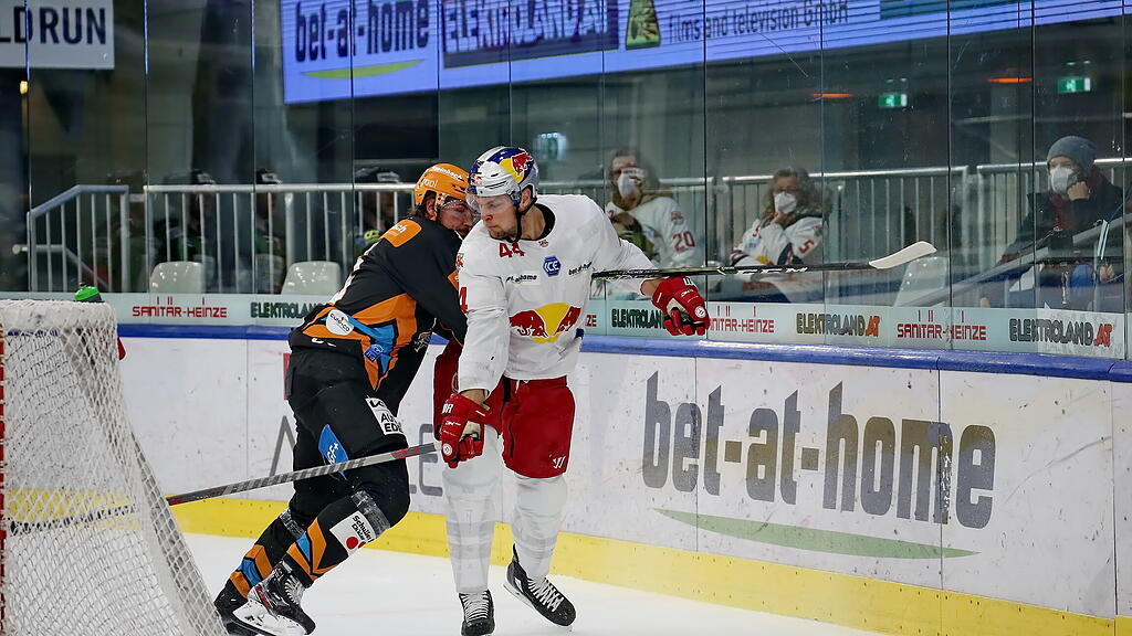 20220218_fmt_ec_red_bull_vs_linz_KJ014.JPG