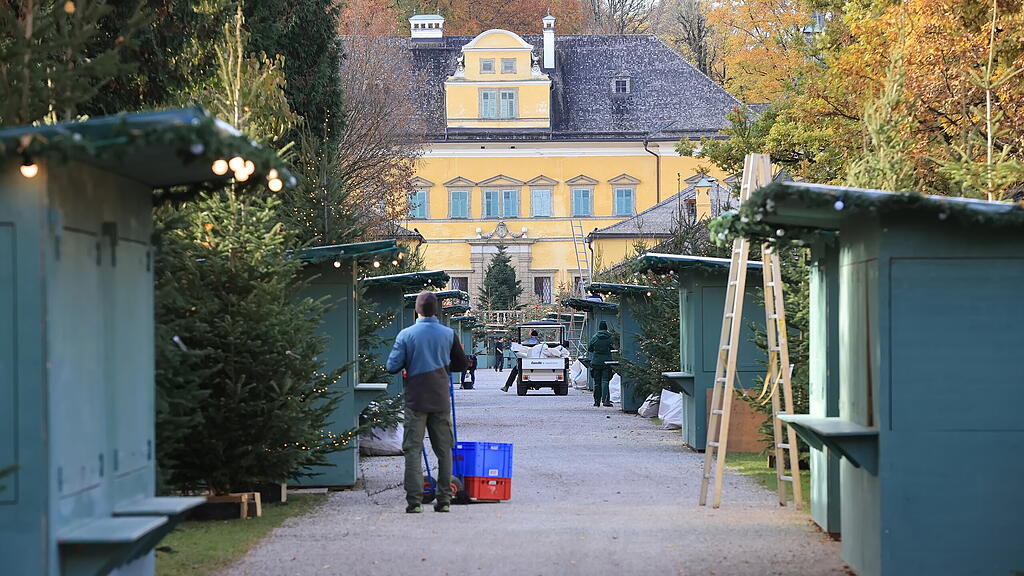 Aufbau Adventzauber Hellbrunn