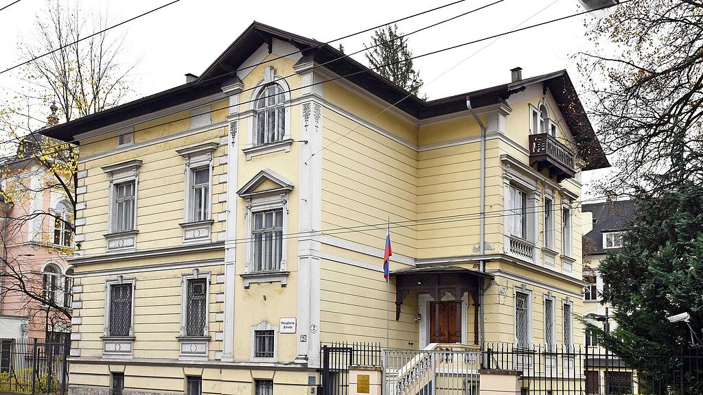 Ein kleines Stückchen Salzburg gehört Russland: Generalkonsulat in der Bürglsteinstraße.