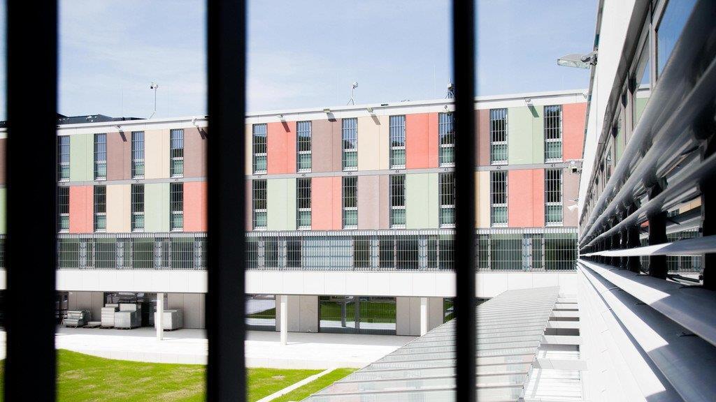 Neue Justizanstalt in Puch-Urstein, II