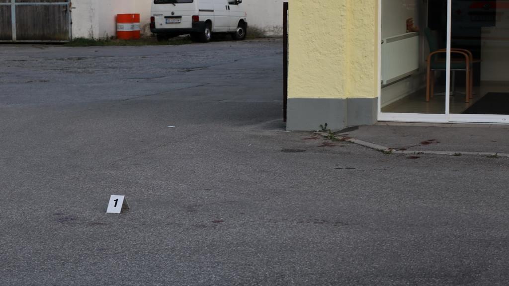 Messerstecherei in Oberndorf: 40-Jähriger schwer verletzt