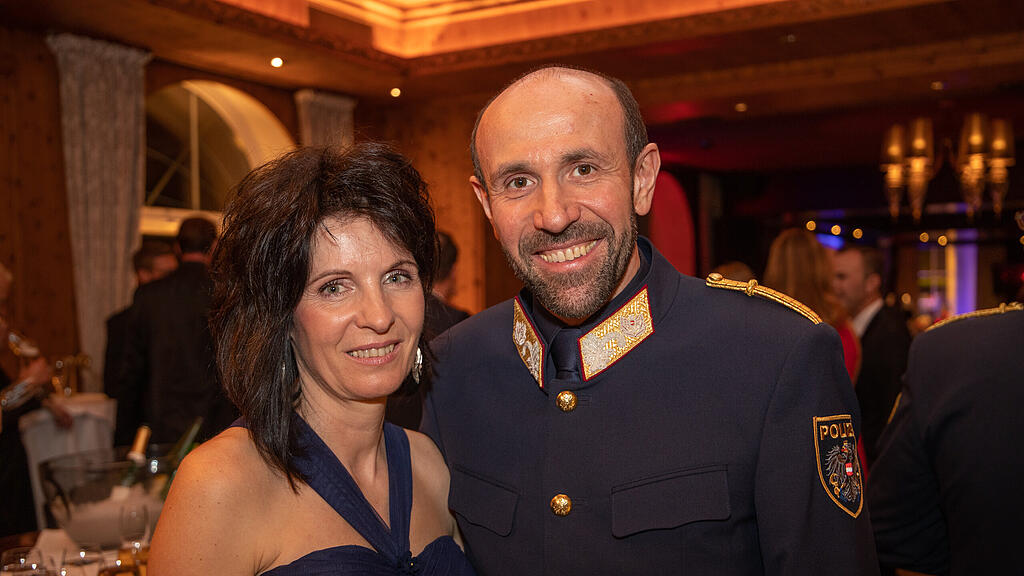 74. Polizeiball