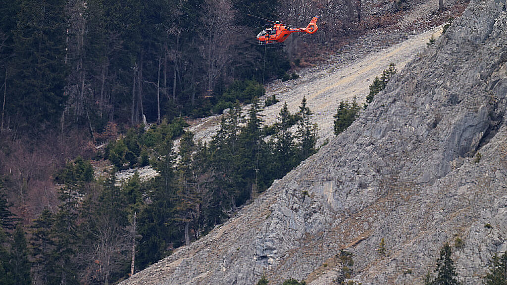 Unfall beim Abstieg vom Hochstaufen: Rettungshubschrauber im Einsatz