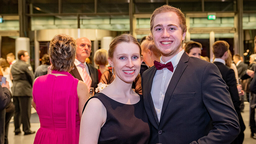 Rot Kreuz Ball 2020