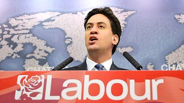 Milibands Labour liegt leicht voran