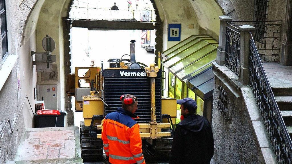 24 Tonnen schwere Fräse auf Kapuzinerberg