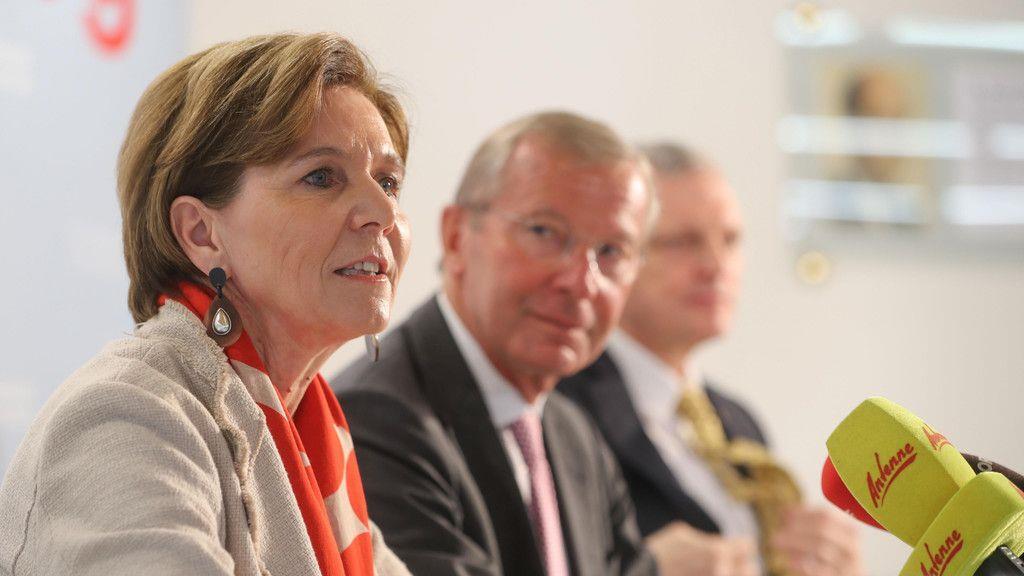 Rücktritt von Hans Mayr: Bilder der ÖVP-Pressekonferenz