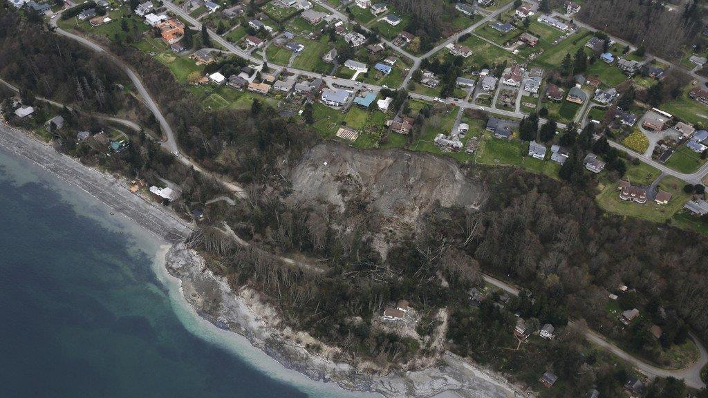 Massiver Erdrutsch auf Insel Whidbey im US-Bundesstaat Washington