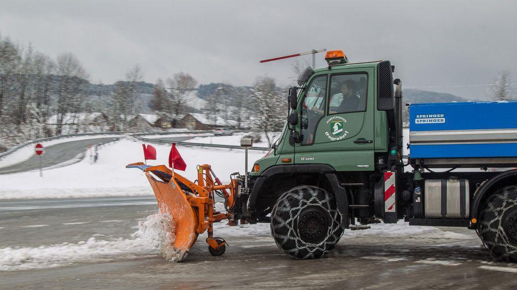 Winterdienst in Eugendorf im Einsatz