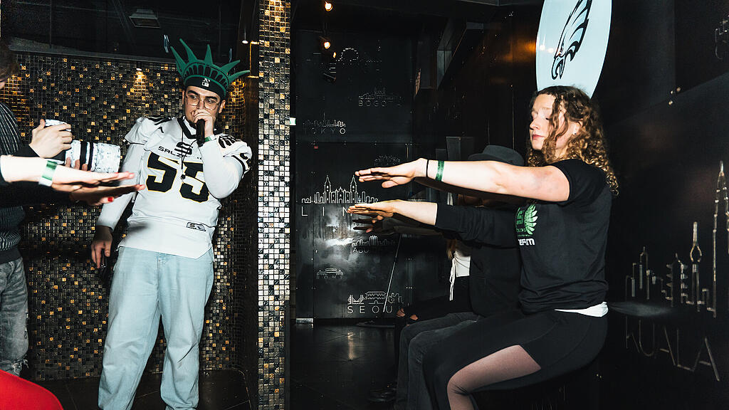 Superbowl Party City Beats