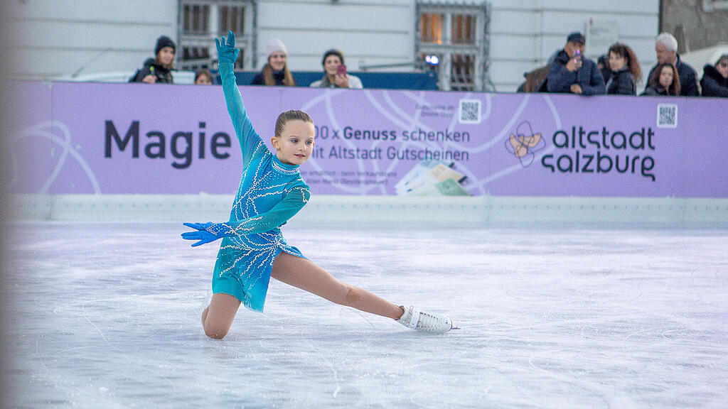 Eiszauber am Mozartplatz eröffnet