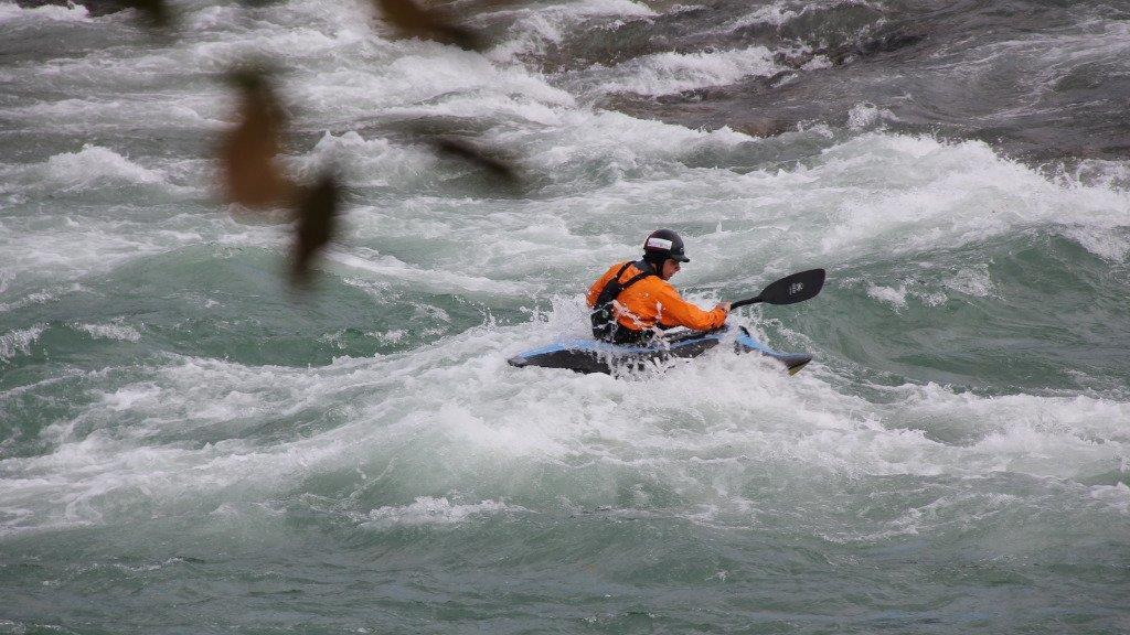 Kajak Freestyle auf der Salzach