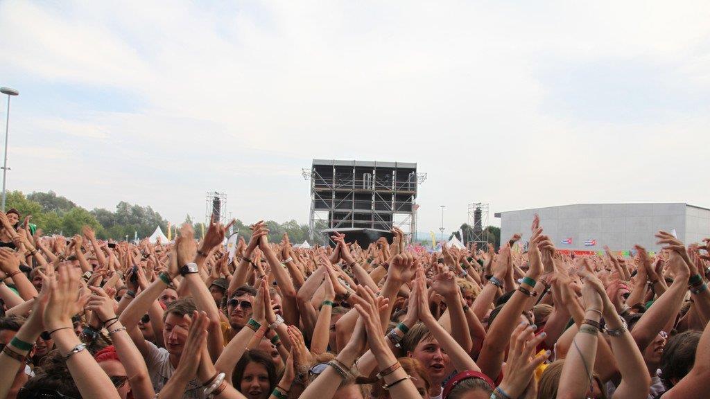 Kraftklub und Stimmung am Frequency 2. Tag 2012