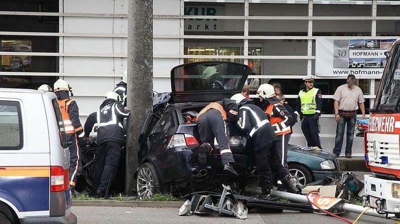 Zwei Tote bei Crash