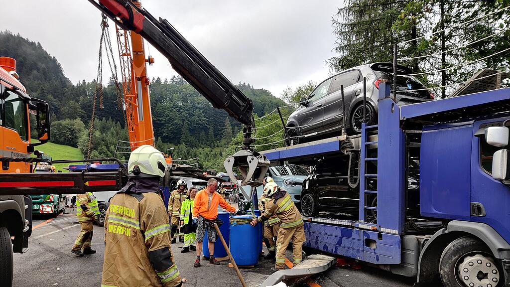 Unfall Lkw A10 Pfarrwerfen