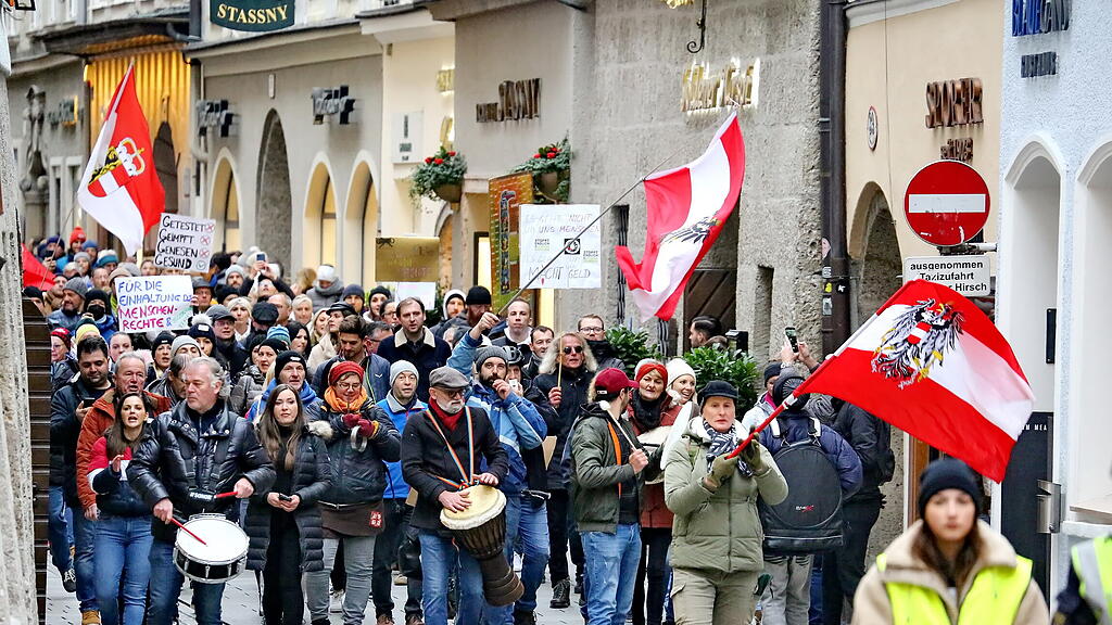 Corona-Demo in Salzburg am Sonntag