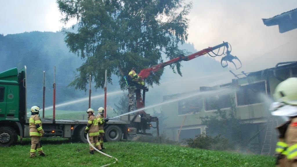 Einsatzkräfte aus der ganzen Region rückten an.
