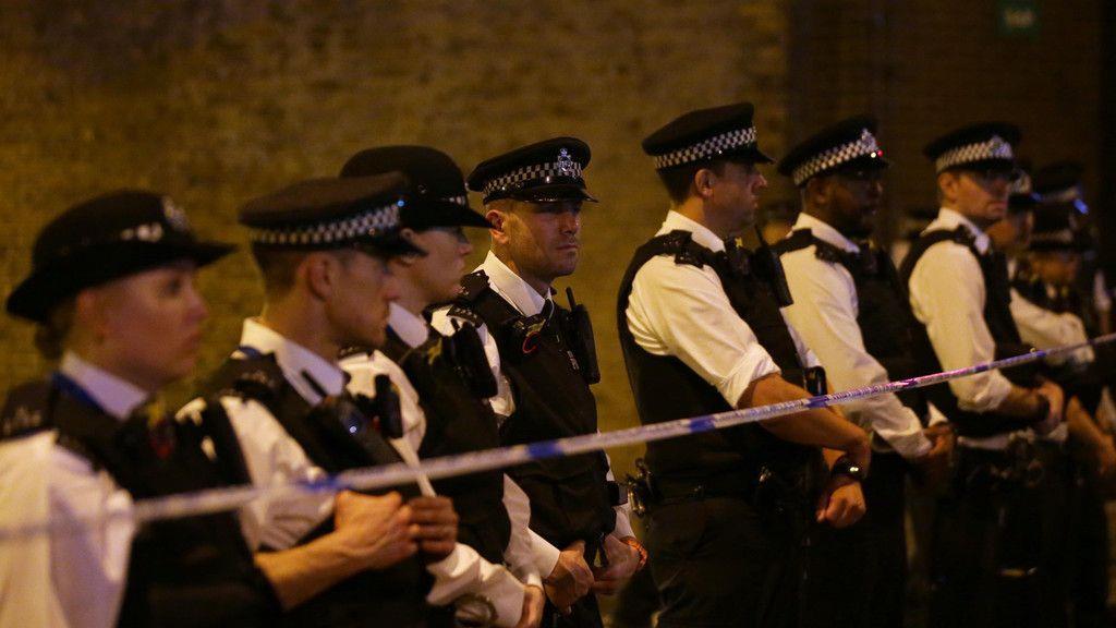 Terror in London: Fahrzeug rast in Menschenmenge