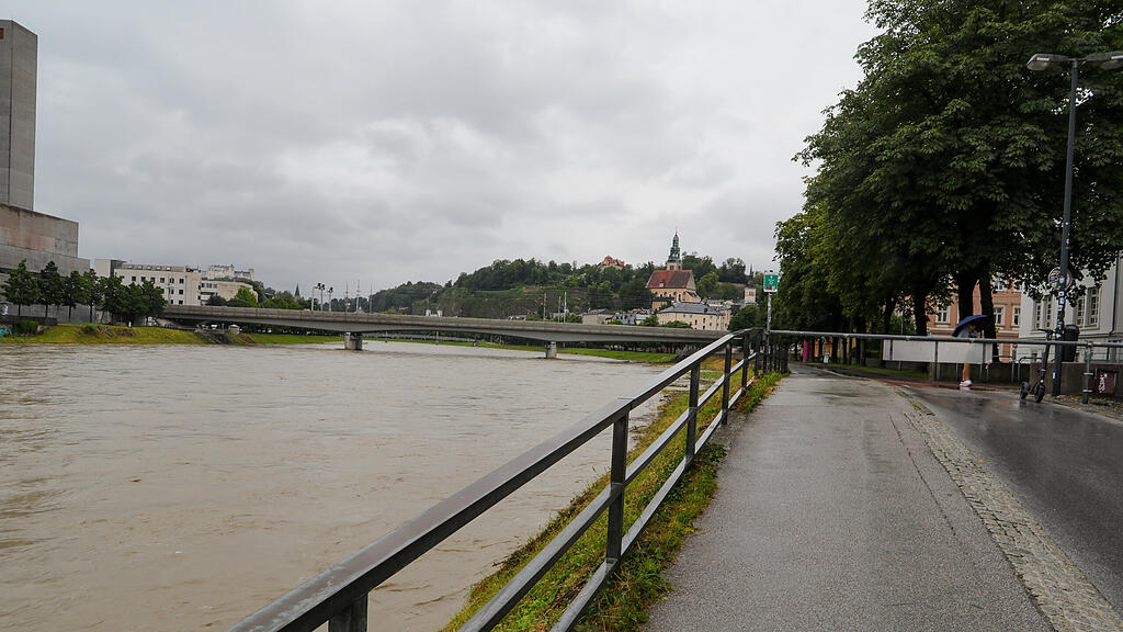 Radunterführungen entlang der Salzach gesperrt