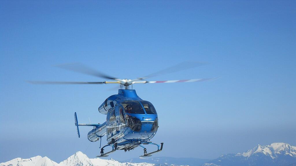 Die Verletzte wurde mit dem Rettungshubschrauber Martin 6 nach Zell am See geflogen.