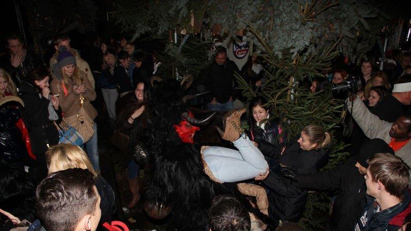Krampus-Kränzchen I