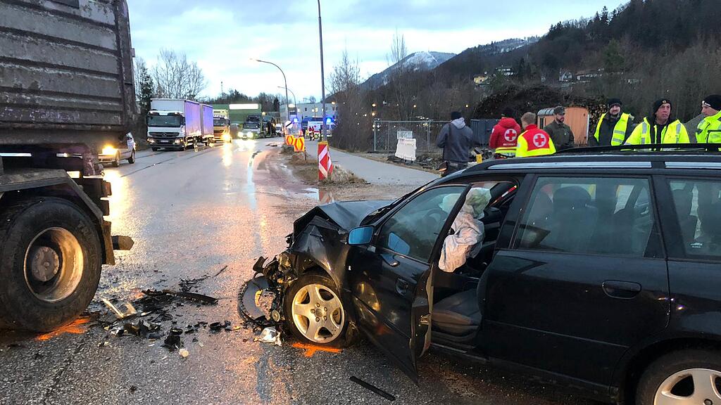 Unfall Puch-Urstein