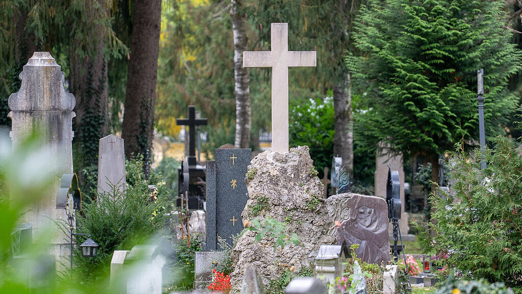 Friedhof, Gräber, Allerheiligen