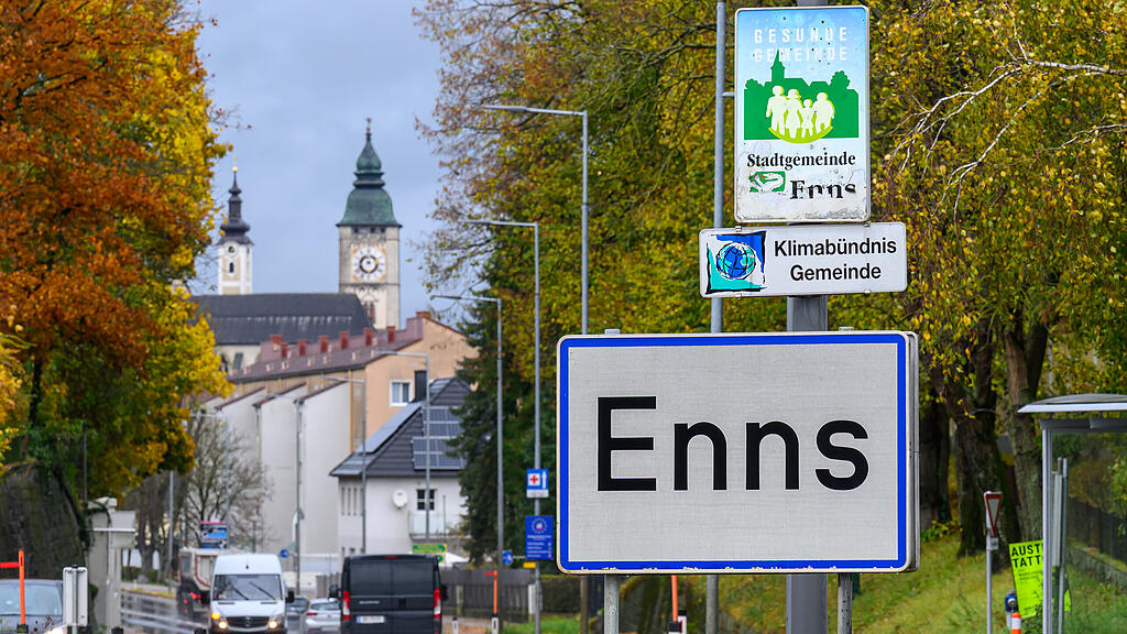 Frau und Sohn in Enns erstochen