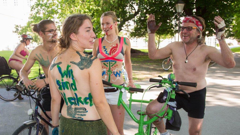 "World Naked Bike Ride" in Salzburg I