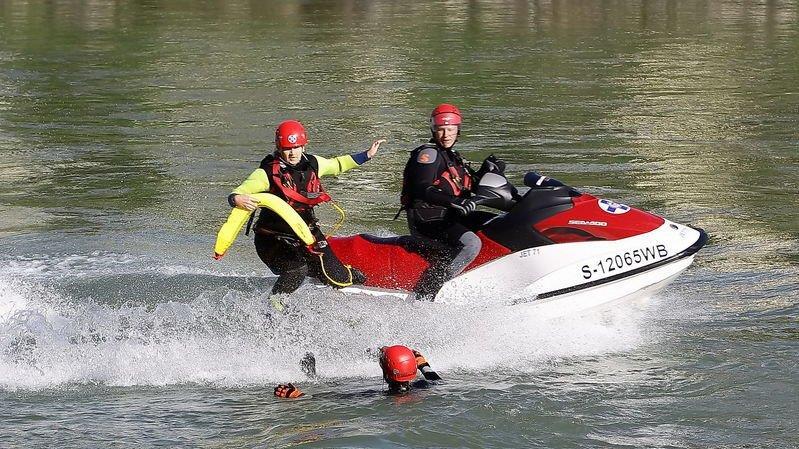 Schauübung der Wasserrettung