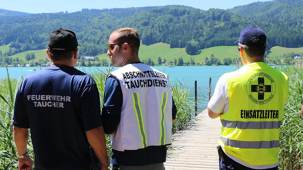 Suche nach vermissten Schwimmer im Irrsee