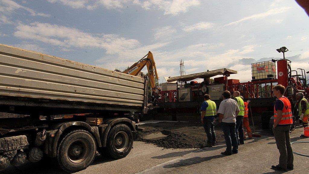 A1: Asphaltierungsarbeiten gestartet