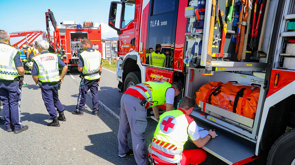 VU Feuerwehrauto Göming