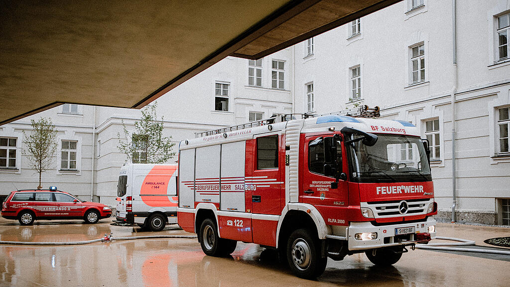 Feuerwehrübung im neuen Seniorenwohnhaus Nonntal
