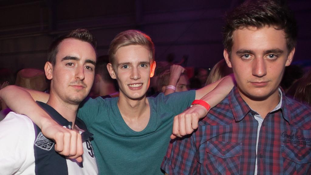 Kick-Off-Party, I