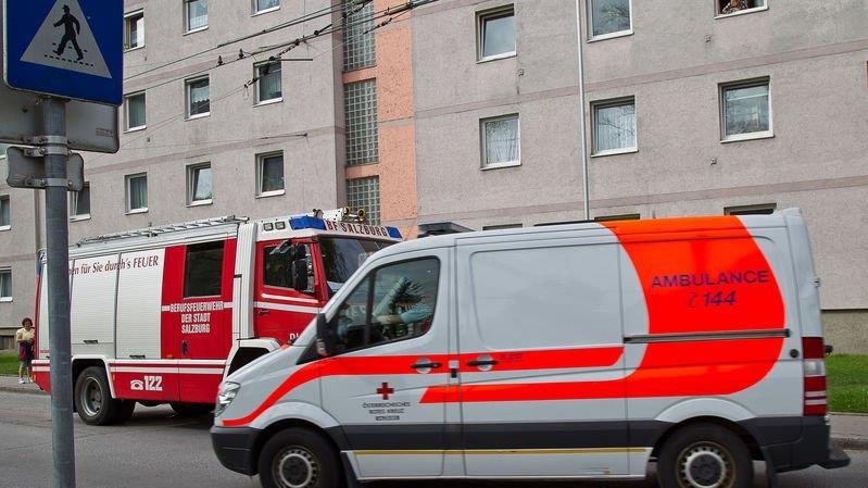 Mann aus verrauchter Wohnung gerettet