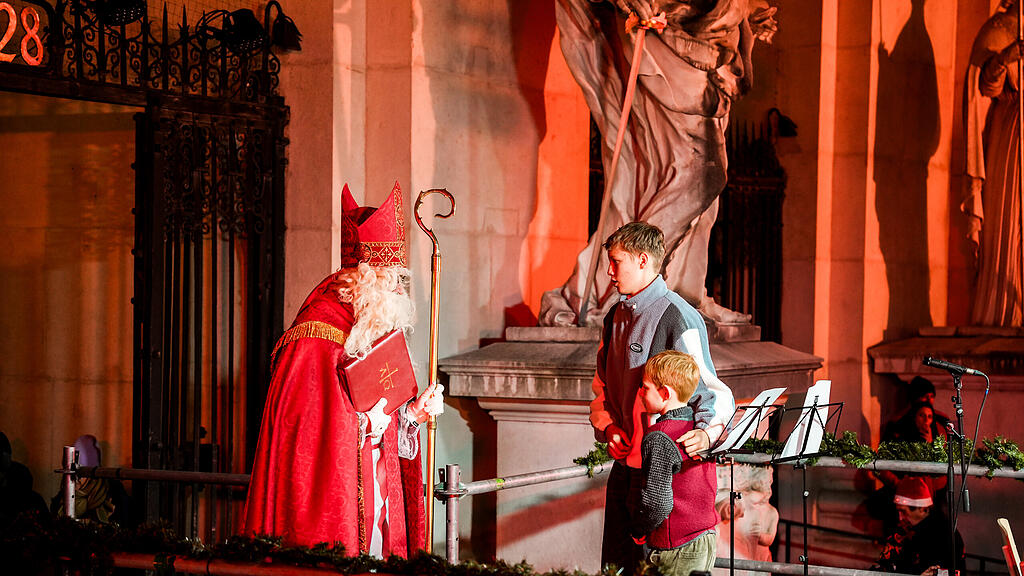 Der Krampuslauf am Christkindlmarkt