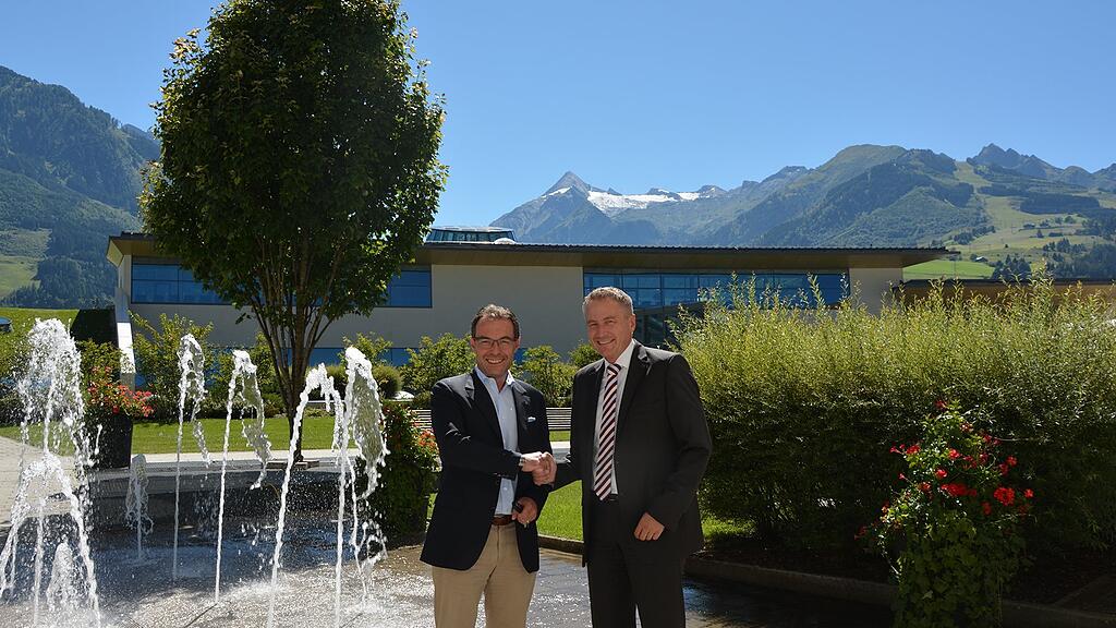 Der ehemalige und der neue Geschäftsführer des Tauern Spa: Tom Bauer (links) und Karl Berghammer.
