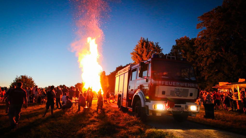Sonnwendfeuer Bergheim II
