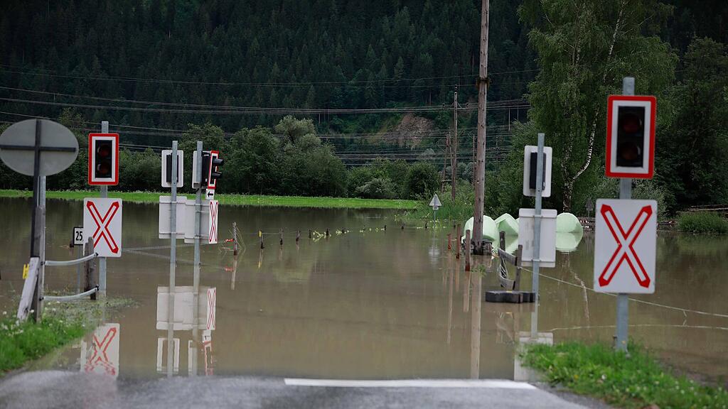 SALZBURG UNWETTER - SITUATION IM RAUM MITTERSILL =.jpg