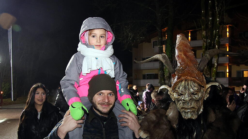 St. Leonhard Krampus-Show beim Untersberg