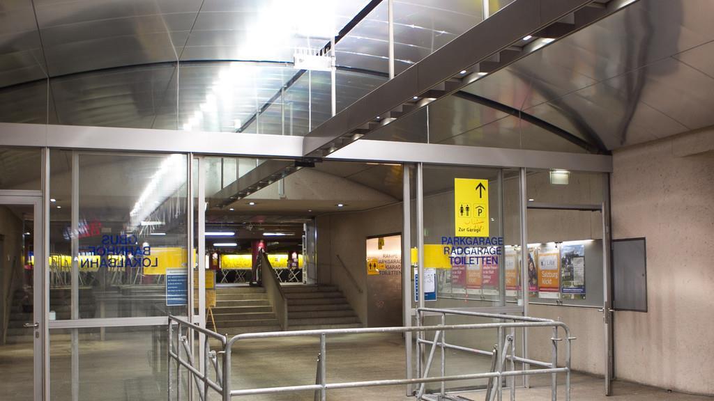 Bahnhofsgarage für Reinigung geräumt