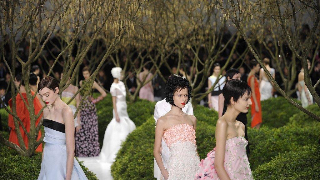 Pariser FashiON Week haute Couture 2013 S/S