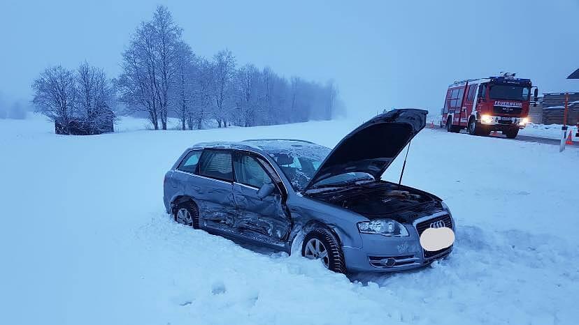 Pkw-Crash auf B99 in St. Michael im Lungau