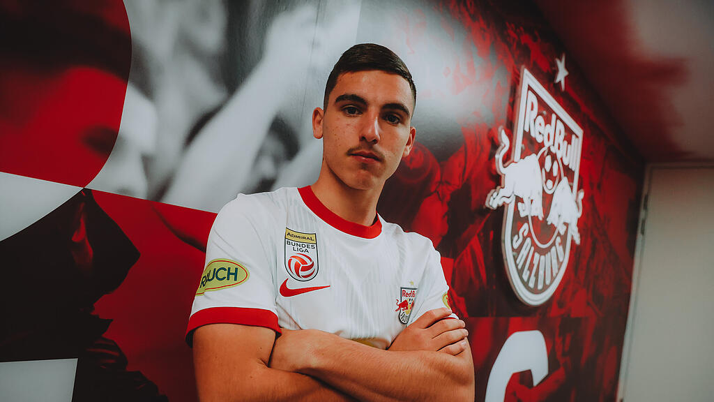 Oscar Gloukh, Red Bull Salzburg