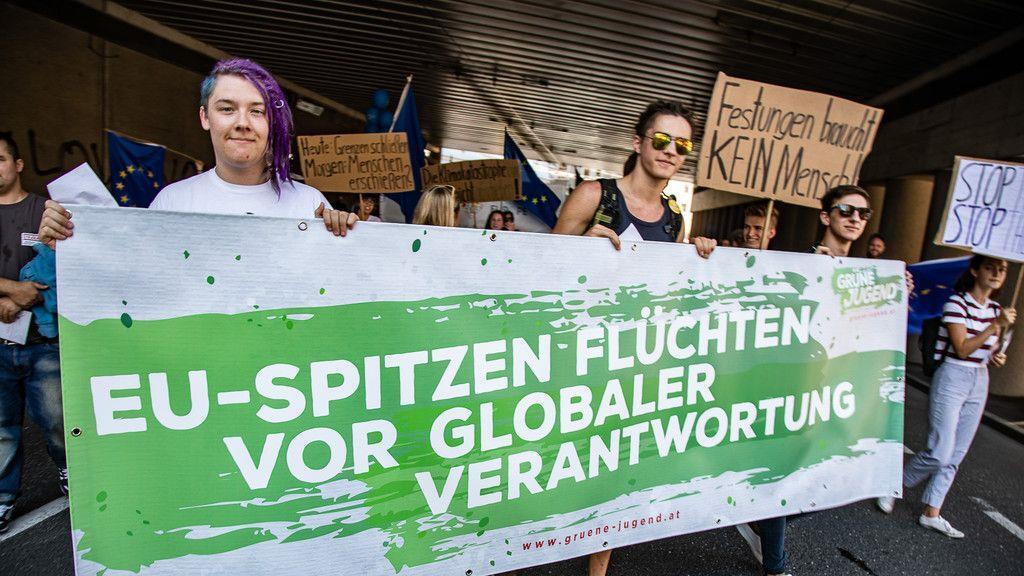 Eu-Gipfel: Demo in Salzburg, II