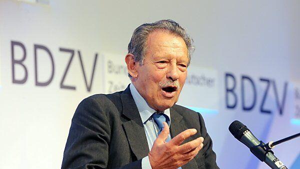 DuMont starb im Alter von 88 Jahren