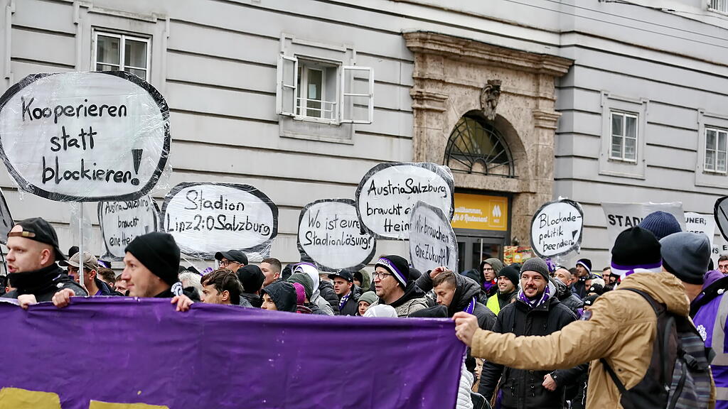 20221105_fmt_austria_demo_stadion_KJ005.JPG