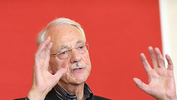 Karlheinz Essl schenkt der Albertina 1.323 Kunstwerke